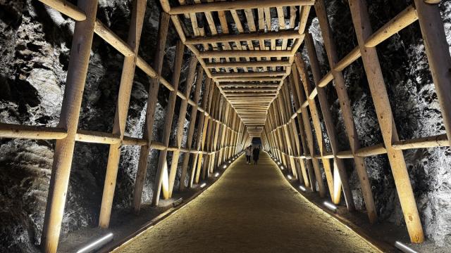 Hititlerden kalan tuz mağarası geçen yıl yaklaşık 1,8 milyon ziyaretçi çekti