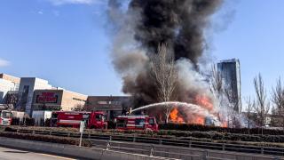Ankara'da Emniyete ait otoparkta çıkan yangın söndürüldü