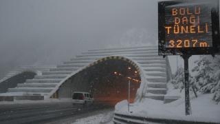 Bolu Dağı'nda kar etkili oldu