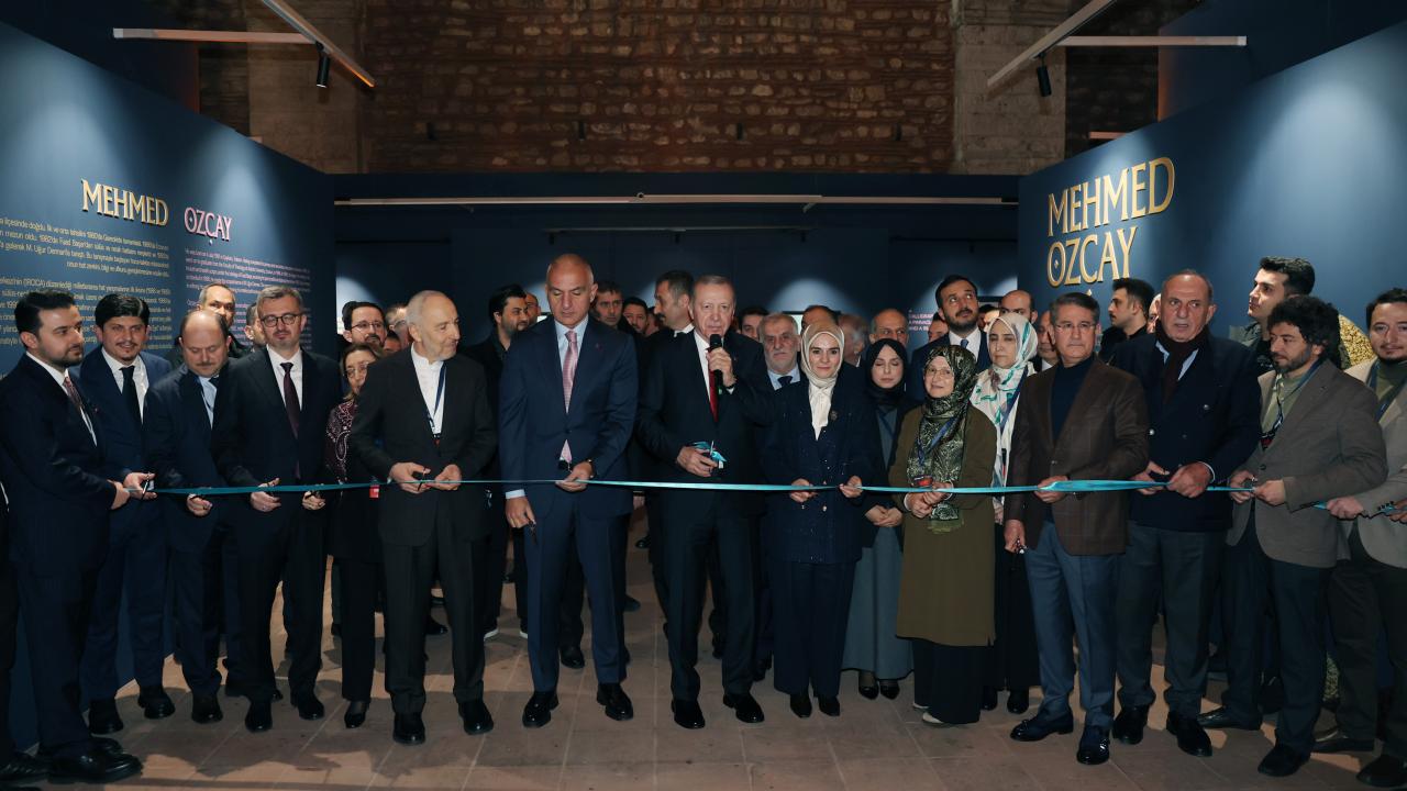 Cumhurbaşkanı Erdoğan Hane İslam Eserleri Sergisi'nin açılışını yaptı