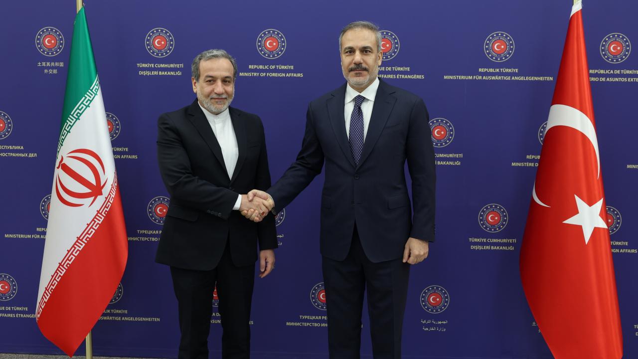 Bakan Fidan, İranlı mevkidaşı Erakçi ile görüştü