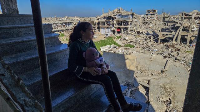 Gazze'de Filistinliler, yetersiz barınma koşullarıyla mücadele ediyor