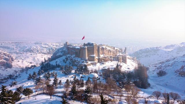 'Harput' karla kaplı tarihi yerleri ve doğasıyla ziyaretçilerini ağırlıyor