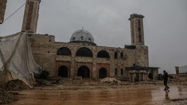 SDG'nin Şeyh Maksud Mahallesi'nde askeri karargah olarak kullandığı cami görüntülendi
