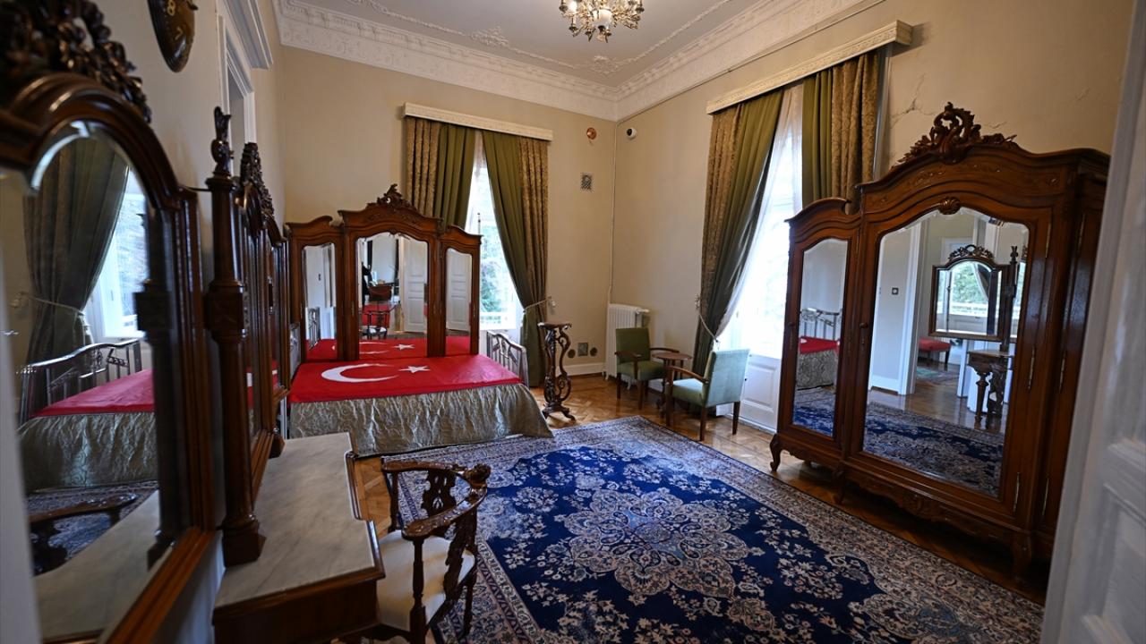 "Ziyaretçi sayısındaki artış bizi mutlu ediyor"