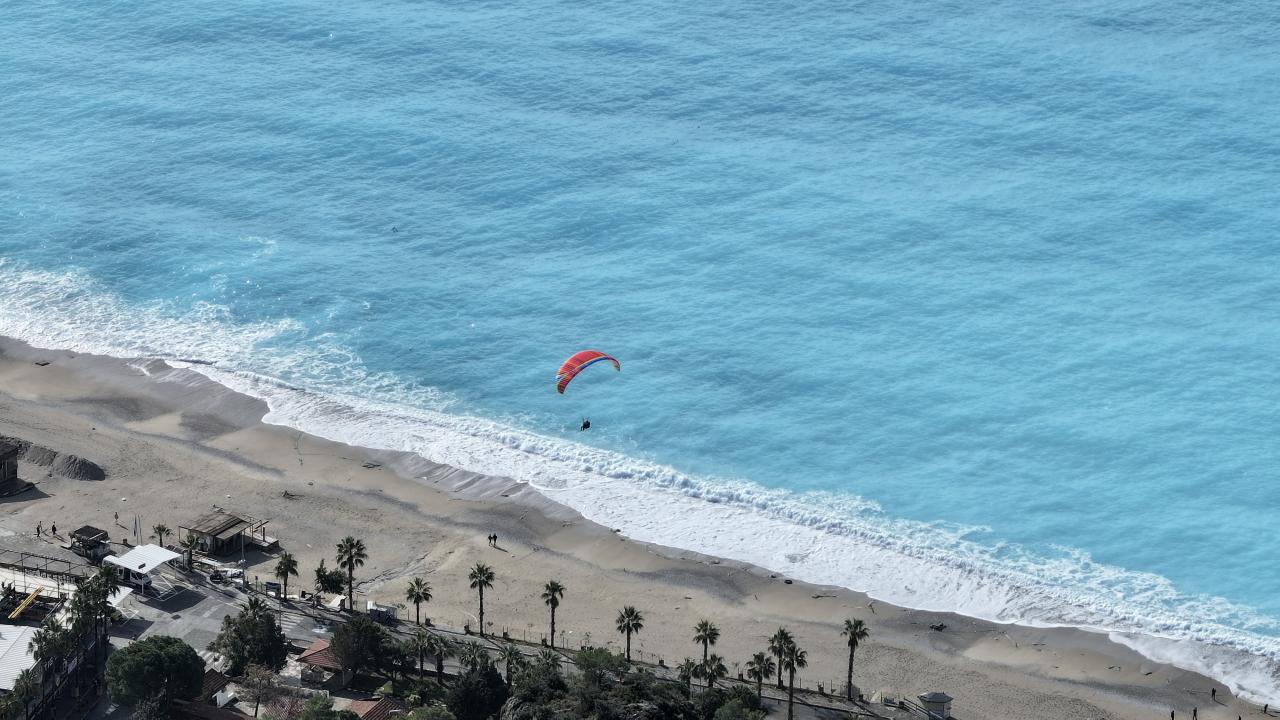 "Bölge kış aylarında da yamaç paraşütü için uygun"