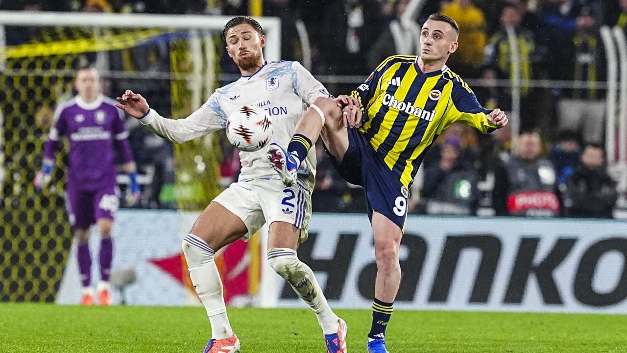 Fenerbahçe Kadıköy’de Aston Villa’ya tek golle mağlup oldu