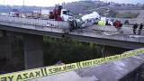 İzmir'de hafif ticari araca çarpan tır viyadükten düştü: 3 yaralı