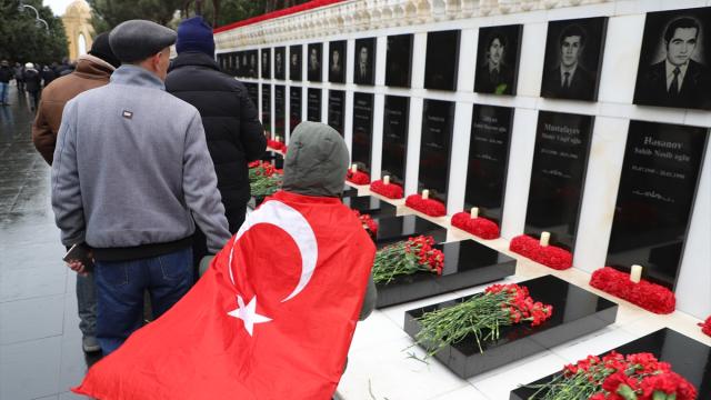 Azerbaycan'da "Kanlı Ocak" kurbanları anılıyor