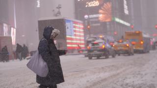 Kar fırtınası New York'ta hayatı olumsuz etkiledi