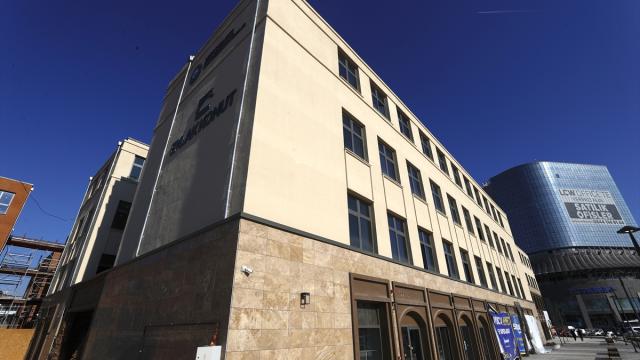 Malatyalı esnaf yeni çarşıdaki iş yerlerinde kepenk açmaya hazırlanıyor