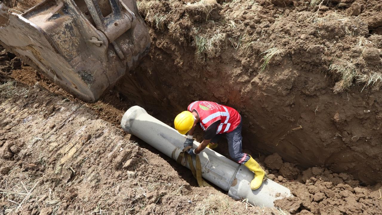 "Tüm ilçelerimiz yeniden sıfır kilometre altyapıya kavuşacak"