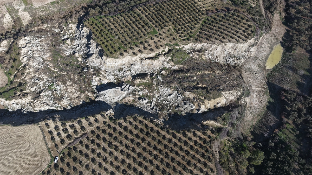 "Araziden herhangi bir tarım aletinin geçirilmesi yanlış"