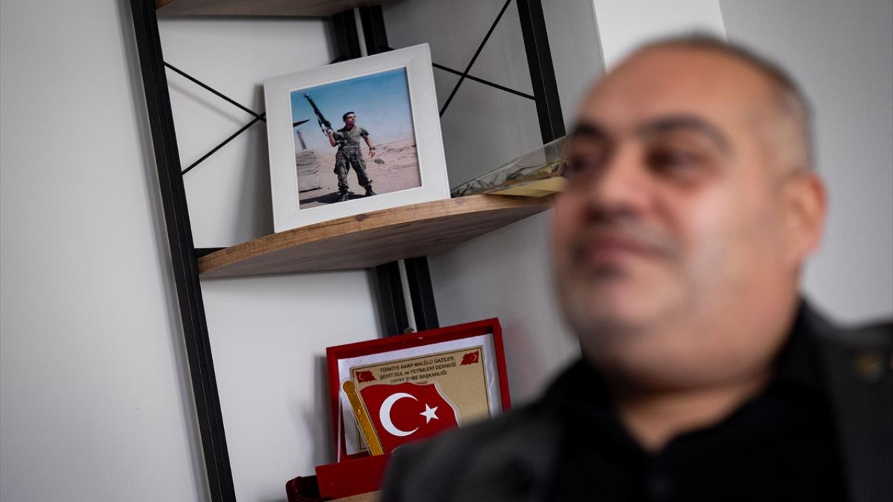 "İnşaatın resmini çekiyor, sabaha kadar bakıyordum"