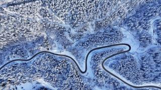 Bolu ve Düzce'nin yüksek kesimlerine kar yağdı