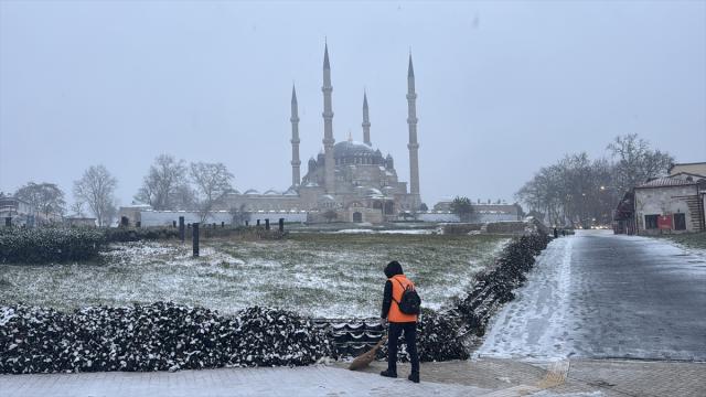 Trakya'da kar etkili oluyor