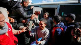 İsrail'in serbest bıraktığı bir grup Filistinli Gazze'ye ulaştı