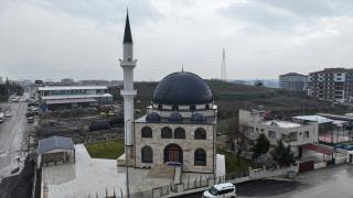 Hatay'da depremlerde hasar gören camilerin yerine yenileri yapılıyor