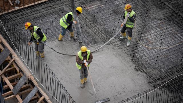 Deprem bölgesinde kalıcı konut seferberliğinde 200 bin kişi sahada görev yaptı