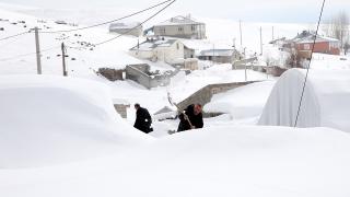 Karla kaplı köylerde hayat mücadelesi