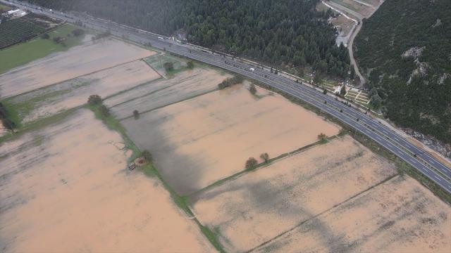 Muğla'da sağanak etkili oluyor