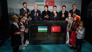 Türkiye'deki Özbekistan Devlet Okulu için 'Taş Koyuş' merasimi düzenlendi