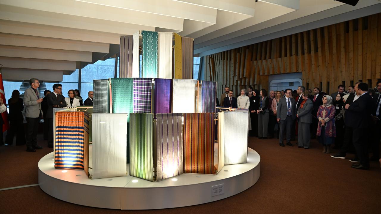 Avrupa Konseyi’nde Türkiye Dokuma AtlasıKumaşın Hafızası sergisinin açılışı yapıldı