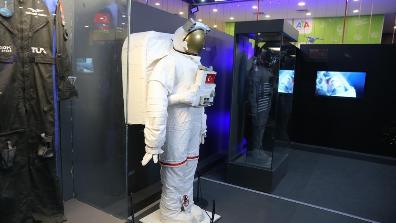 "1,5 ayda 15 bin kişi gezdi"