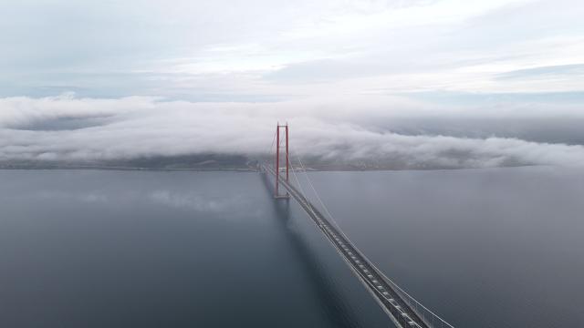 Çanakkale Boğazı'nda transit gemi geçişleri yeniden başladı