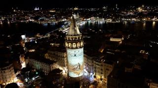 Galata Kulesi'ne 6 Şubat depremleri için farkındalık videosu yansıtıldı