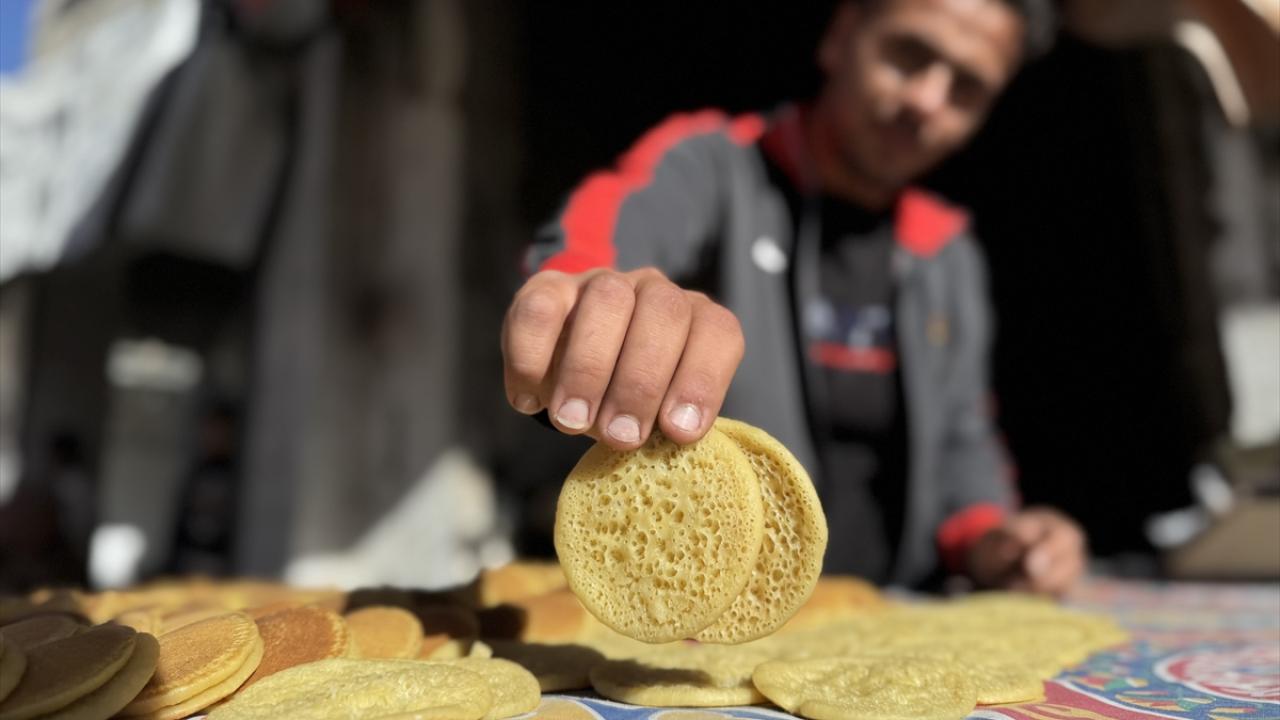 Yıkıma rağmen ramazan bereket ve umut ayı