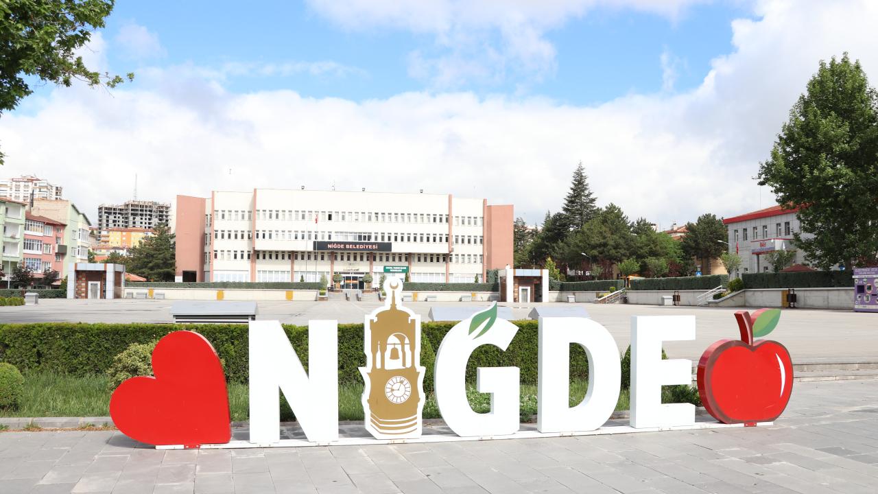 NİĞDE