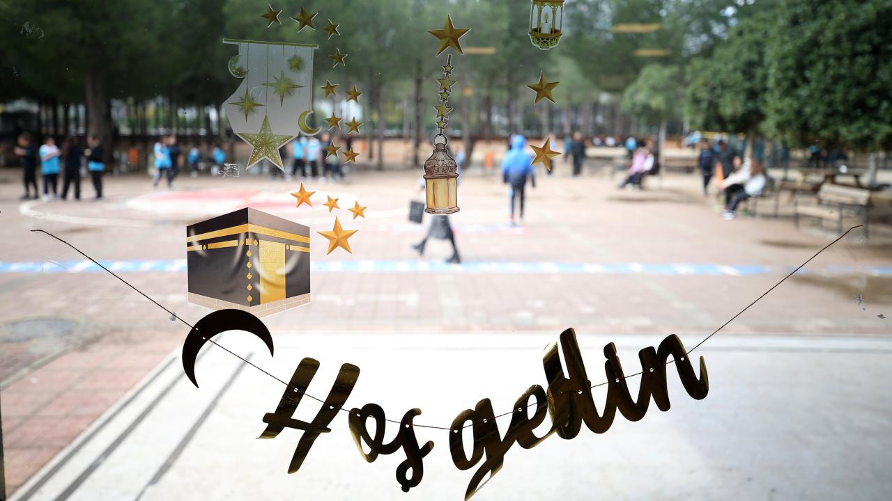 Ramazanda okullarda "Maarifin Kalbinde Ramazan" temalı etkinlikler düzenlenecek