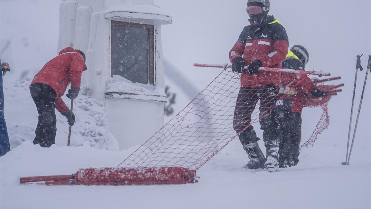 Pistlerdeki ufak pürüzler dahi kontrol ediliyor