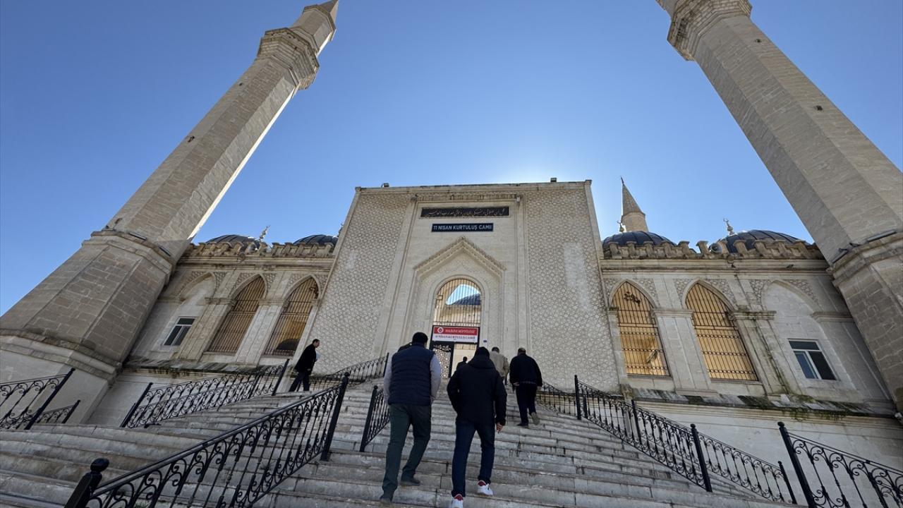 Şanlıurfa-11 Nisan Kurtuluş Camii