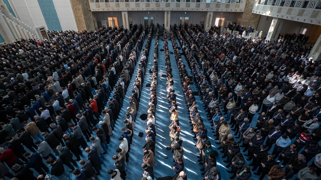 Ankara-Ahmet Hamdi Akseki Camii