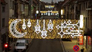 Belçika'da ışıklarla süslenen caddeler ramazan boyunca aydınlatılacak