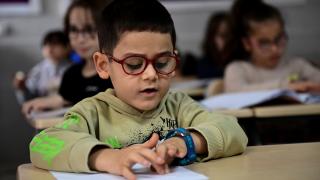 Antalya'da görme engelli öğrenciler oluşturulan "özel sınıf"ta daha iyi eğitim alıyor