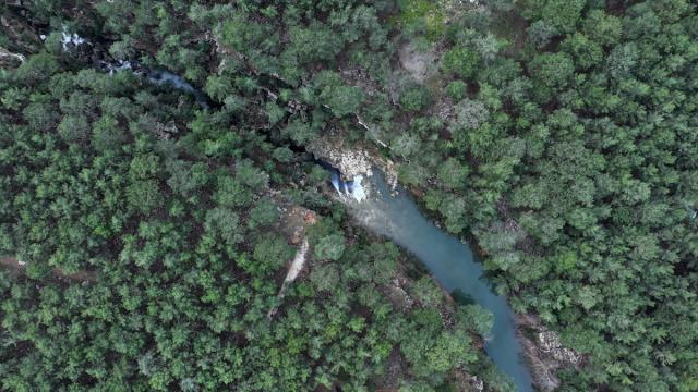 Antalya'daki Güver Şelalesi yağışlarla yeniden canlandı