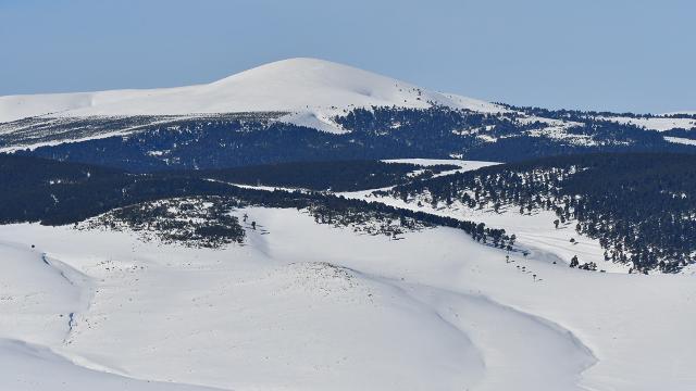 Kars’ta kar kalınlığı 1 metreyi geçti