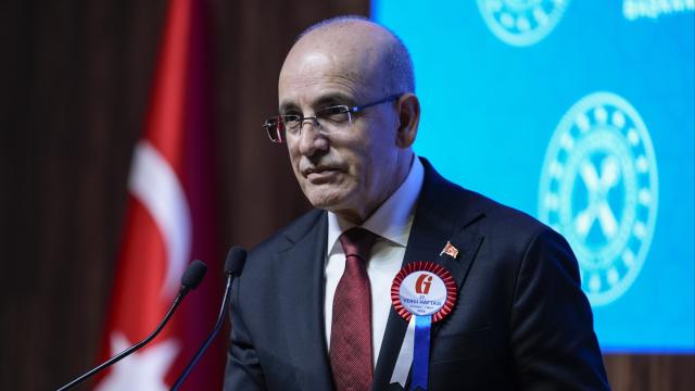 Bakan Şimşek, Londra'da İklim Finansmanı ve Yatırımcı Zirvelerine Katılacak