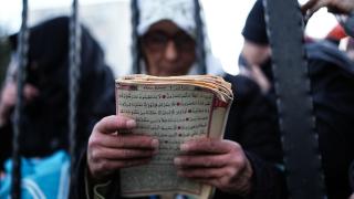 Oruç Baba Türbesi'ne ziyaretçi akını