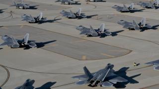 WP: ABD, İran ile 2. tur görüşmelerden bu yana bölgeye yakın 150 uçak daha kaydırdı