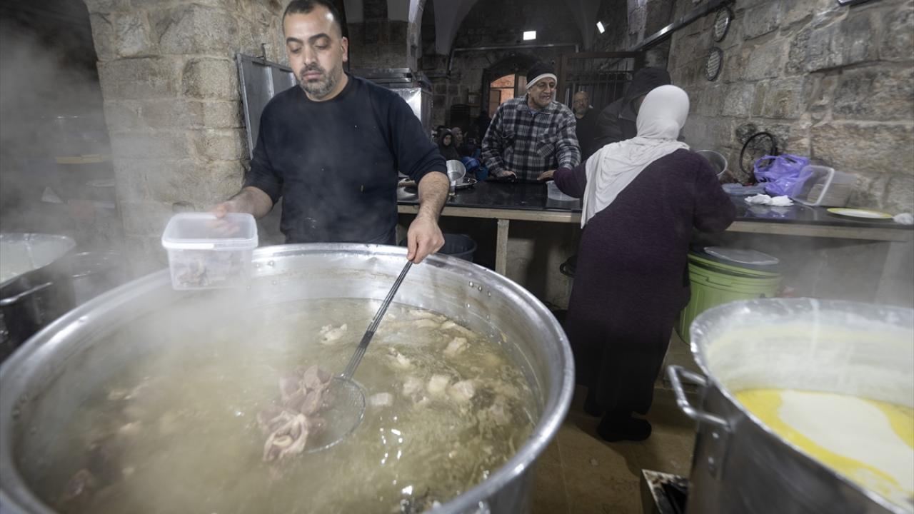 Kudüs`te ihtiyaç sahiplerinin sayısı son dönemde arttı