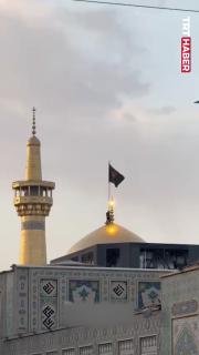 İran'da, İmam Rıza Türbesi’nin kubbesine siyah bayrak çekildi