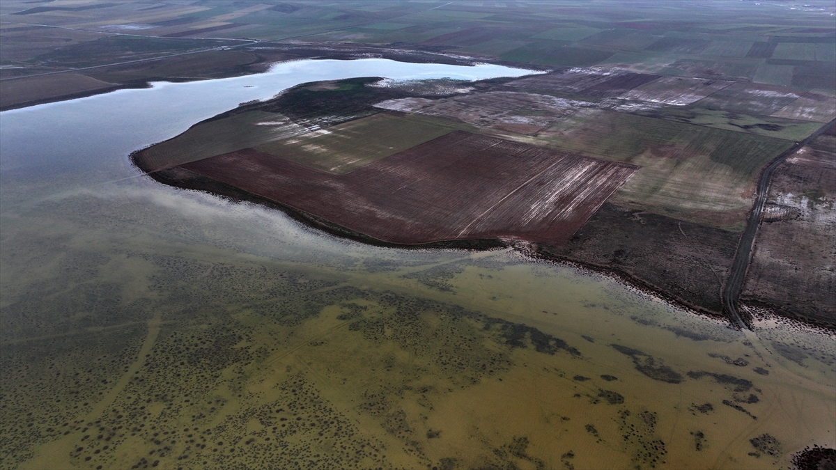 "35 yıldır kullanılan stabilize yollar su altında kaldı"