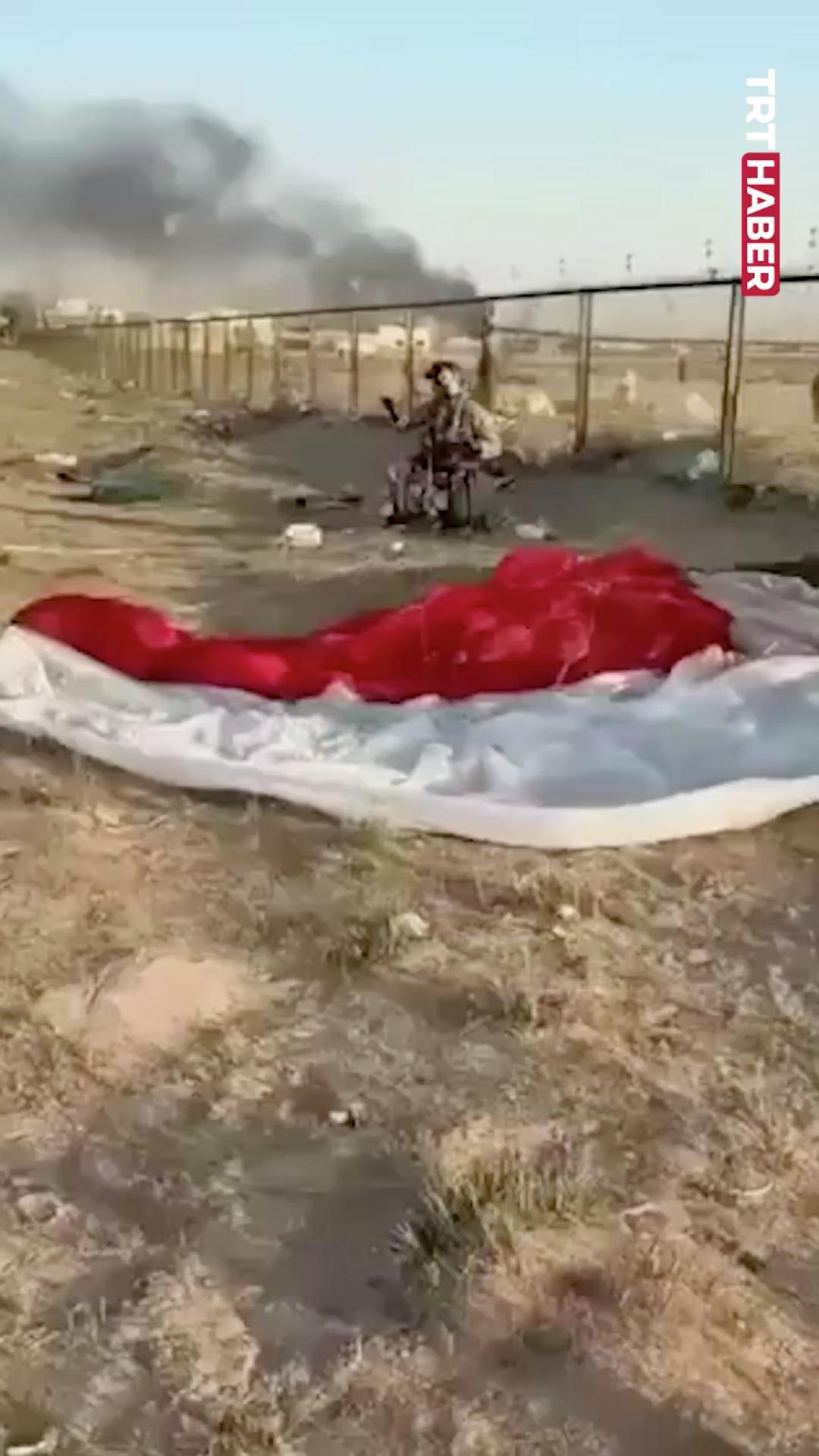 ABD'li pilotu sopayla karşıladılar...