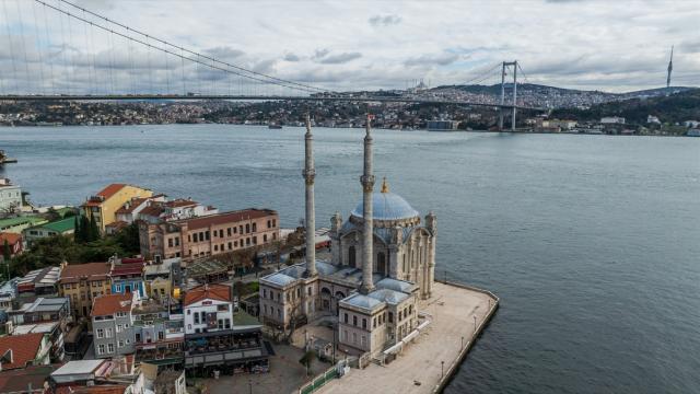 19. yüzyıl Osmanlı mimarisinin seçkin örneği: Büyük Mecidiye Camii