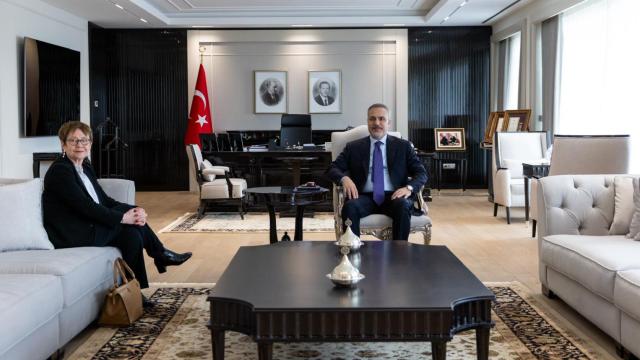 Dışişleri Bakanı Hakan Fidan, EBRD Başkanı Odile Renaud-Basso ile Ekonomi İşbirliğini Görüştü