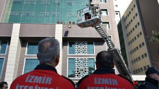 İzmir Bölge Adliye Mahkemesinde "bomba ihbar ve kontrollü imha tatbikatı" yapıldı